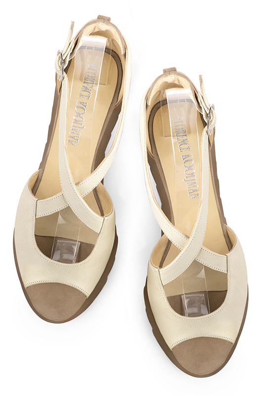 Off white and tan beige women's closed back sandals, with crossed straps. Round toe. Low rubber soles. Top view - Florence KOOIJMAN